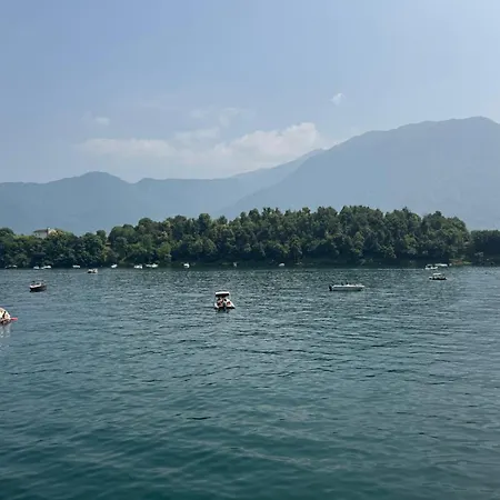 Anna Enchanting View On Isola Comacina וילה Ossuccio