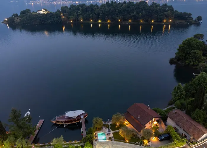 빌라 Anna Enchanting View On Isola Comacina